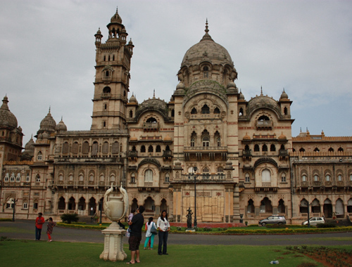 Vadodara Delhi Agra Jaipur Tour